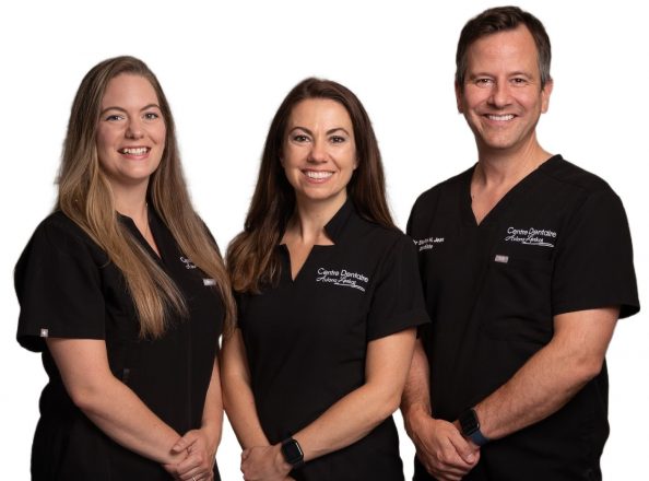 Dre Mélyssa McKay-Nicole, Dre Aulona Leskaj et Dr Stefan Haas-Jean